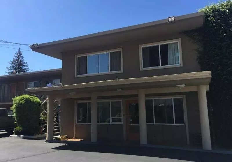 モーテル Budget Inn Redwood City