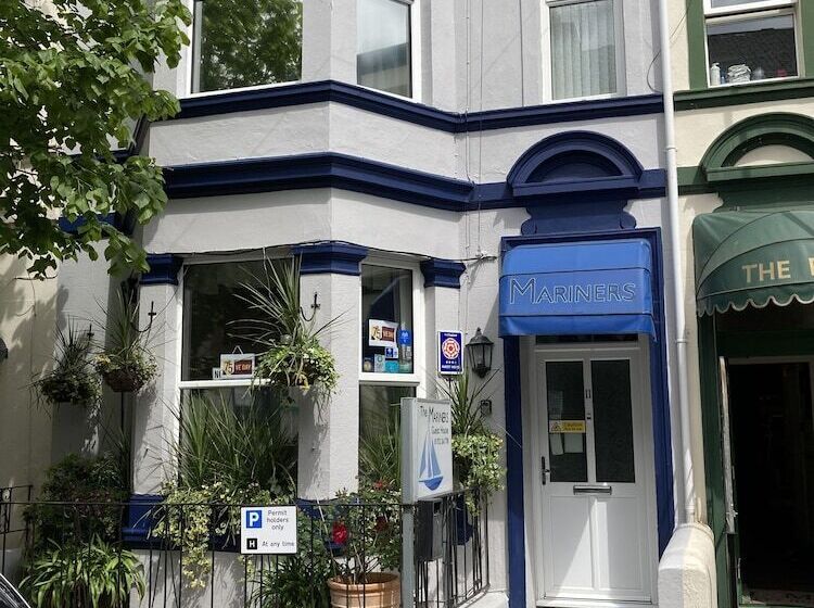 פנסיון Mariners Guest House