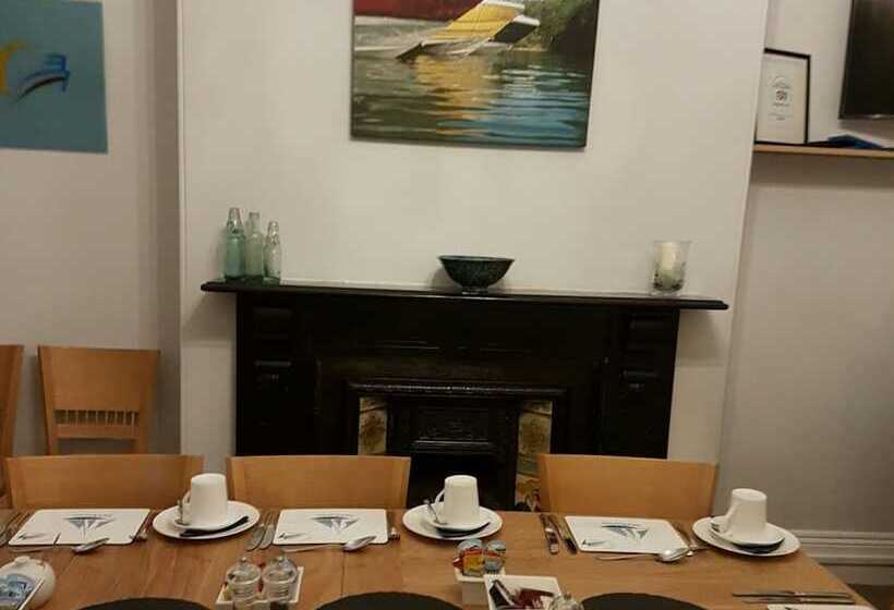 פנסיון Mariners Guest House