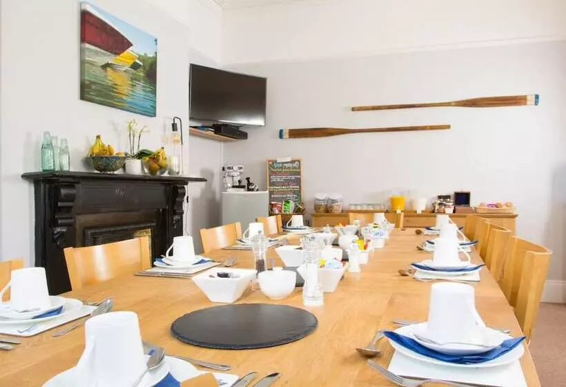 Pensió Mariners Guest House