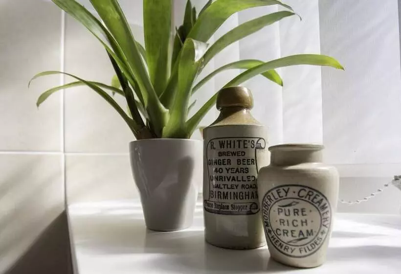 Pensió Mariners Guest House