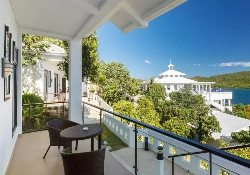 渡假胜地 Busuanga Bay Lodge