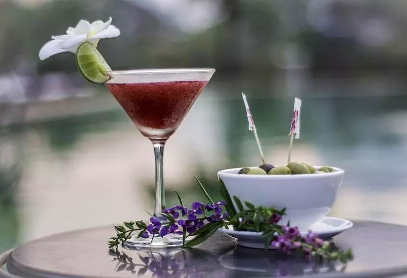 Riverside Boutique Resort, Vang Vieng