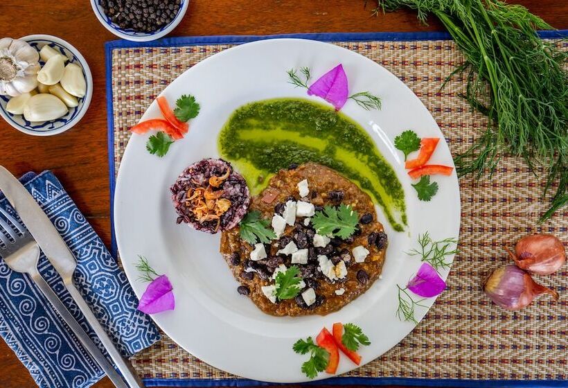 Riverside Boutique Resort, Vang Vieng