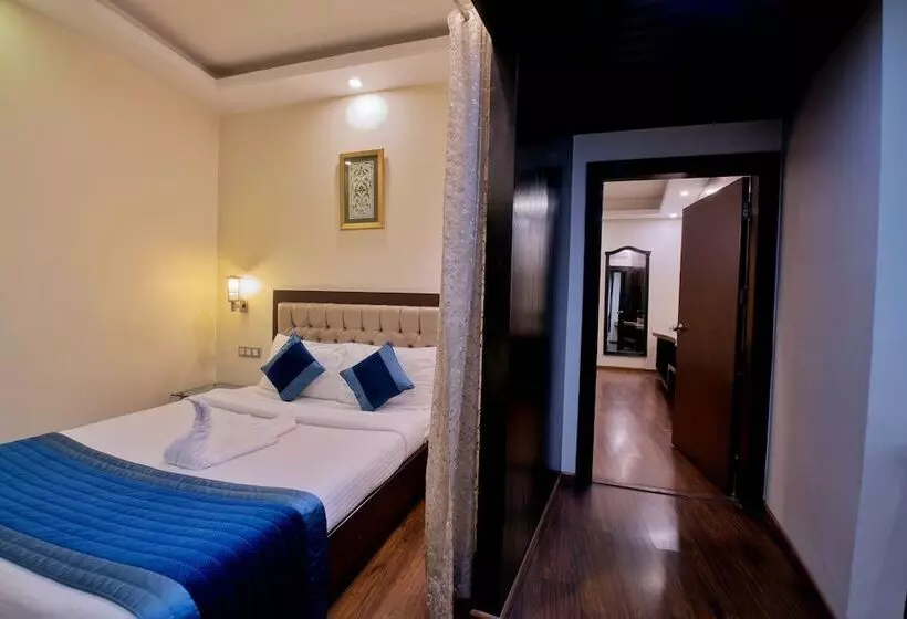 The Cedar Grand Hotel And Spa