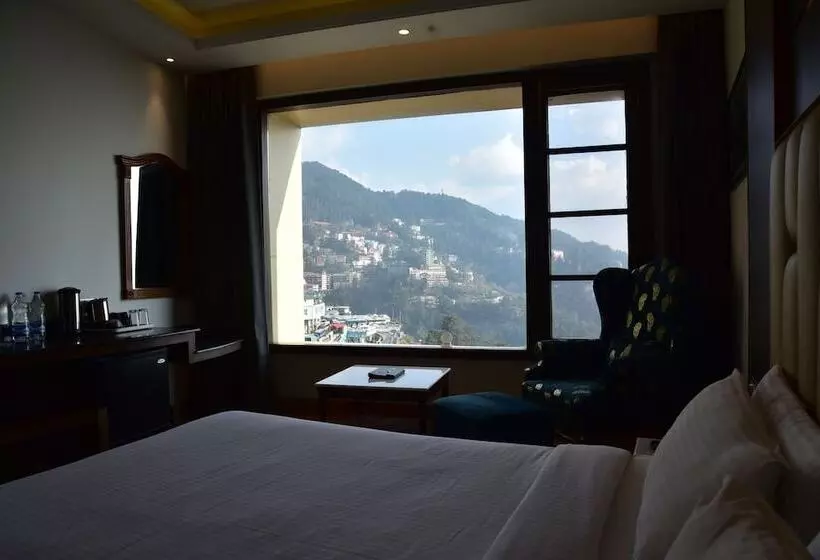 The Cedar Grand Hotel And Spa