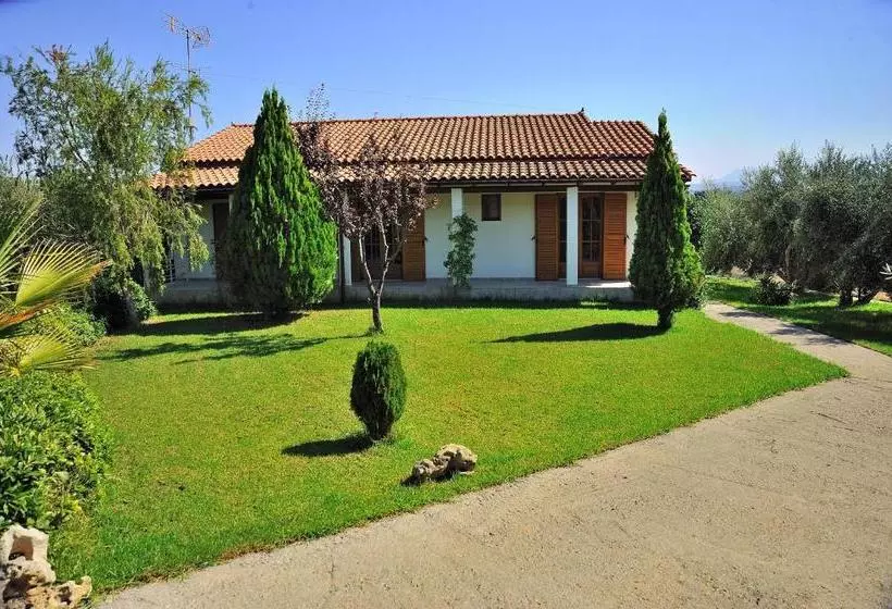 Villas Lefkothea