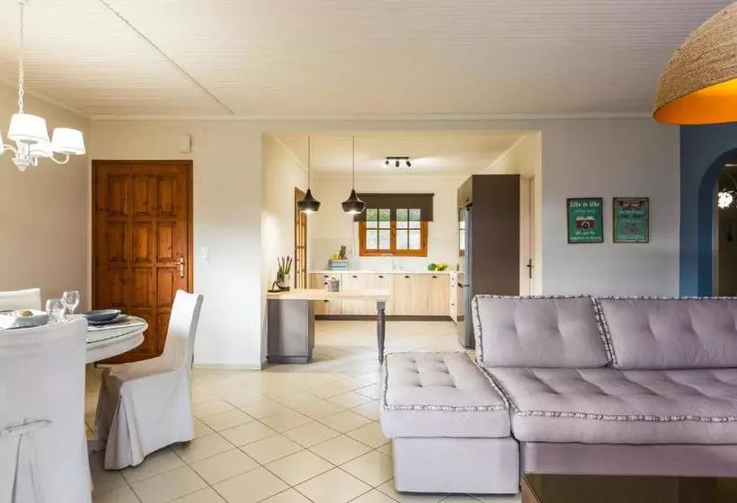 Villas Lefkothea