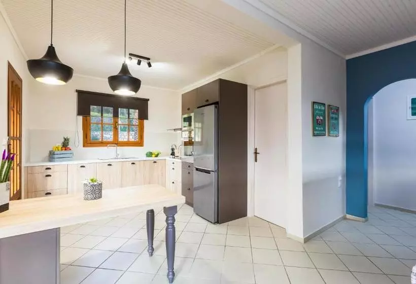 Villas Lefkothea