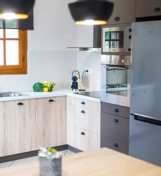 Villas Lefkothea