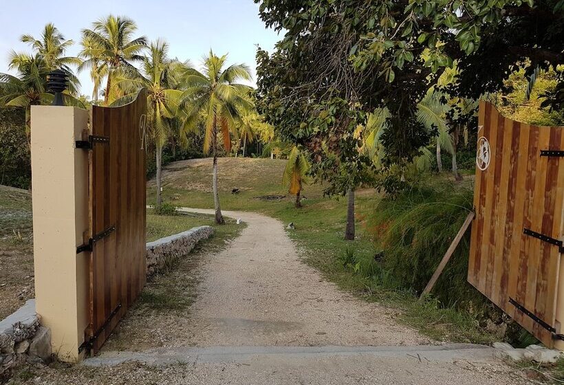 בית מלון כפרי Kalachuchi Beach Resort