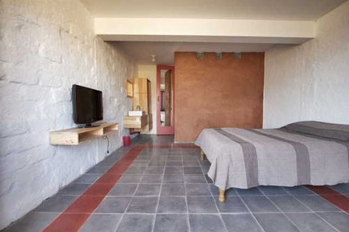 La Villada Inn  Hostel