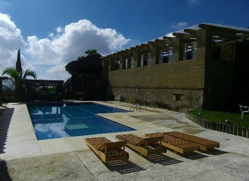 La Villada Inn  Hostel