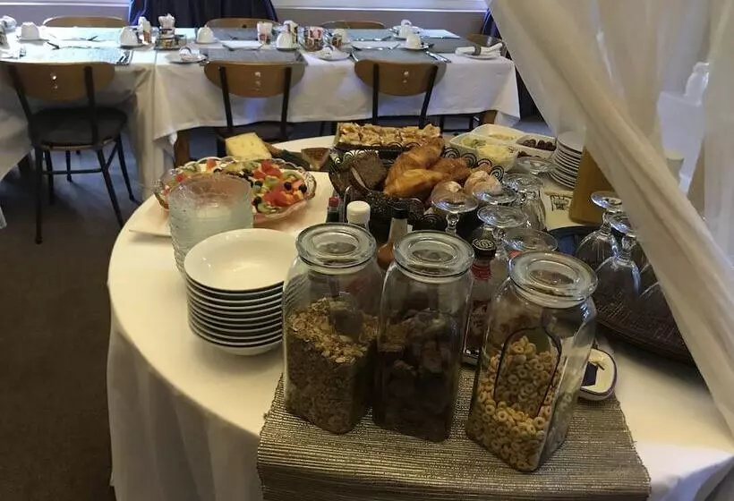 צימר Milkwood Lodge