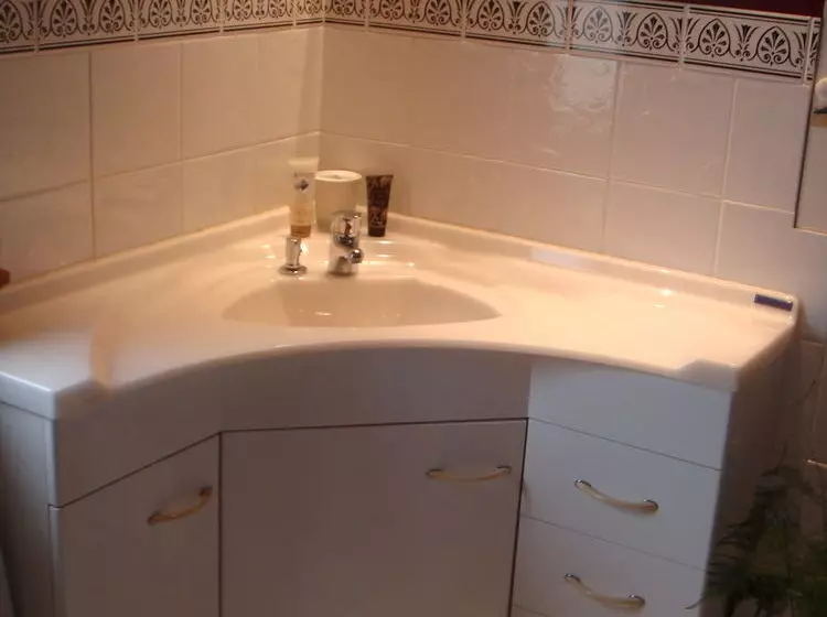 Highway House Boutique B&b