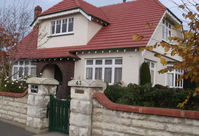 Highway House Boutique B&b