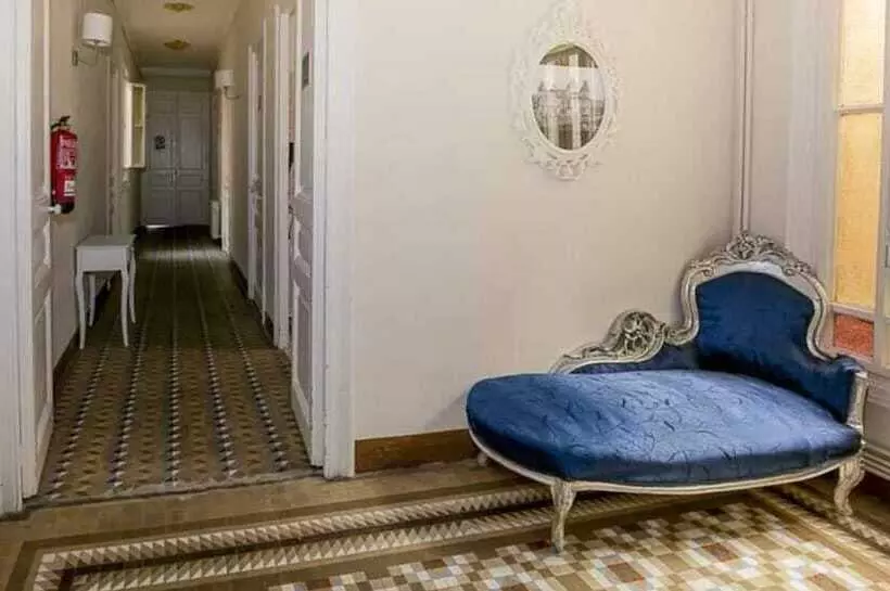 Hostal Balmes Centro