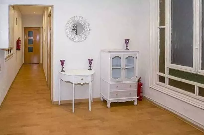 Hostal Balmes Centro