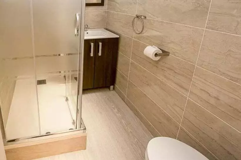 Hostal Balmes Centro