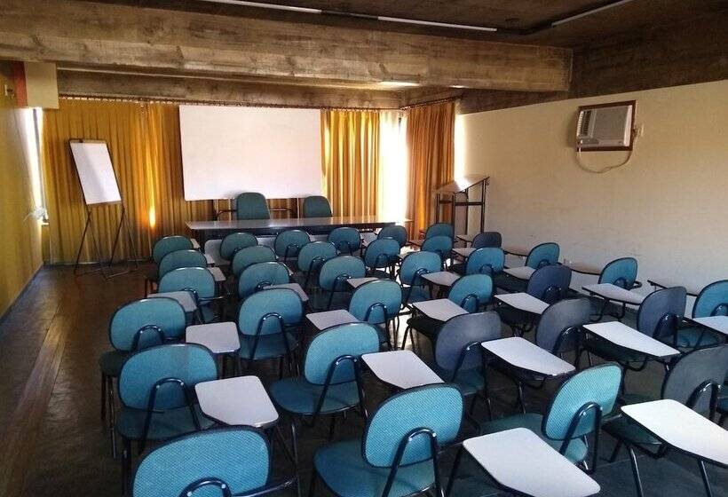 ホテル Alfenas Palace