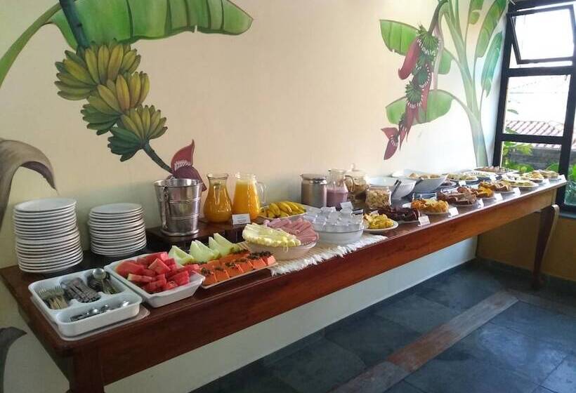 ホテル Alfenas Palace