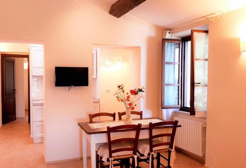 בית מלון כפרי Antica Residenza Montereano