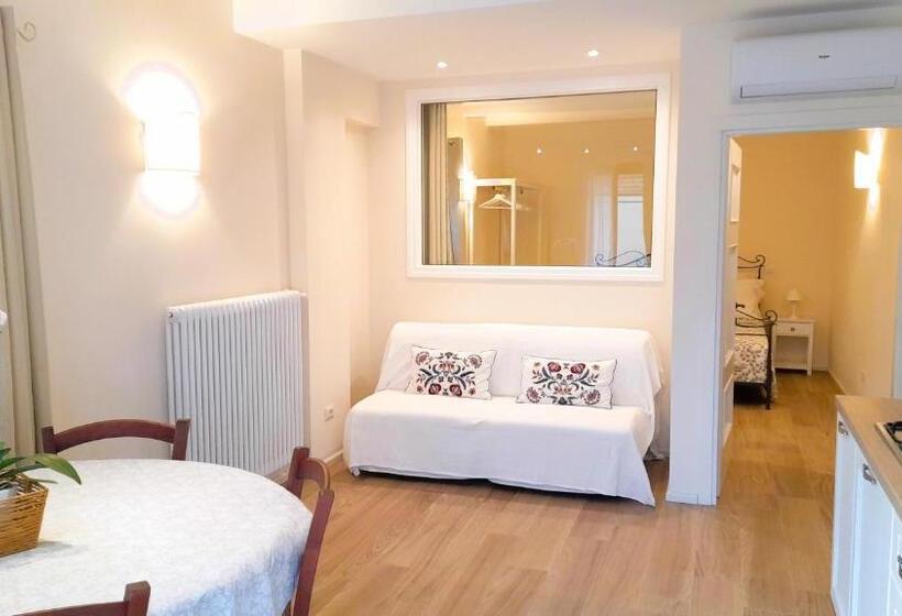 בית מלון כפרי Antica Residenza Montereano