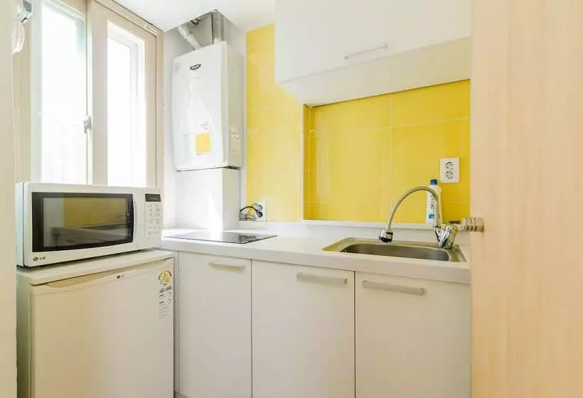 Hotelli Blooming House Residence