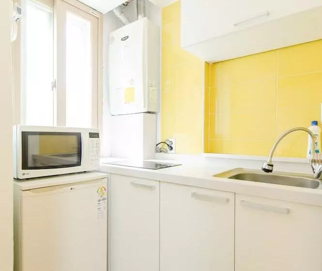 Hotelli Blooming House Residence