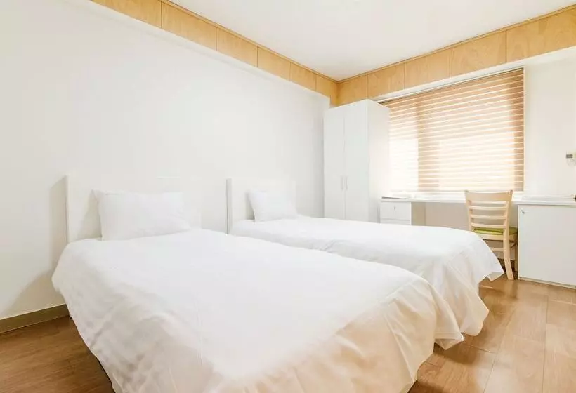 Hotelli Blooming House Residence