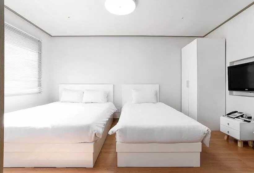 Hotelli Blooming House Residence