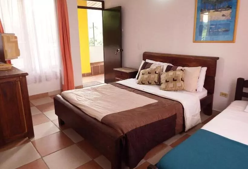هتل Campestre Villa Yudy