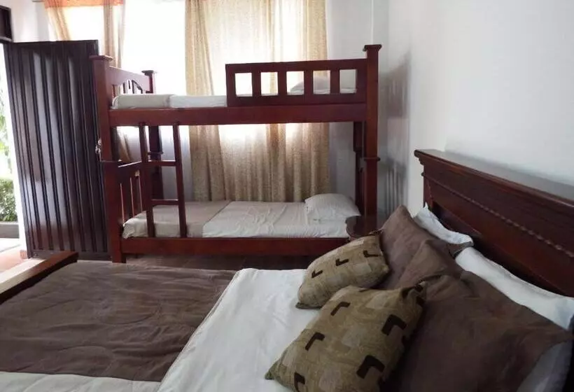 هتل Campestre Villa Yudy