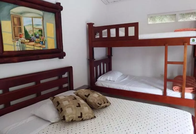 هتل Campestre Villa Yudy