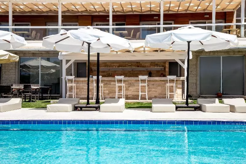 هتل La Quinta By Wyndham Cesme