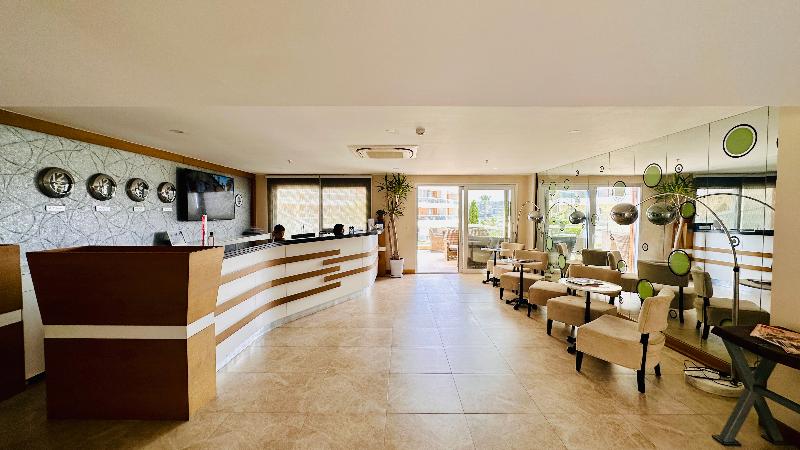 هتل La Quinta By Wyndham Cesme