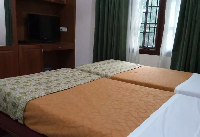 هتل Elim Homestay Fort Kochi