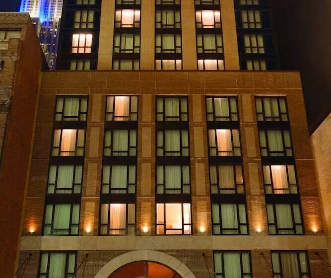 Executive Hotel Le Soleil New York