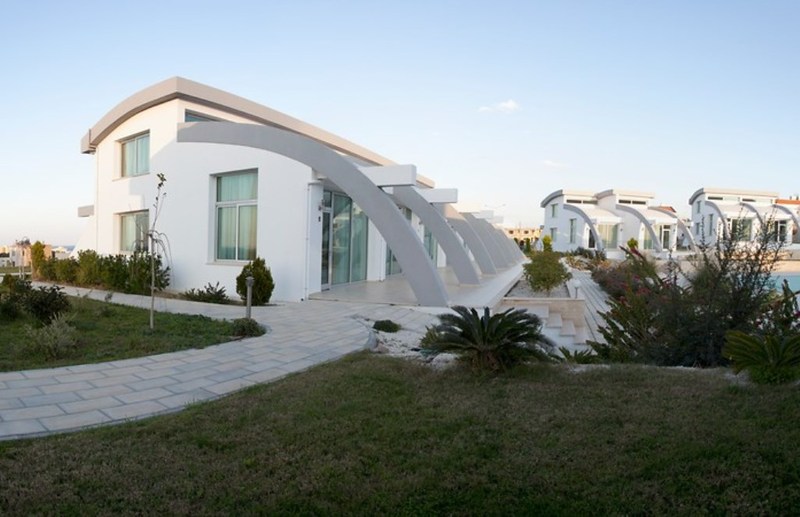 Отель Fairmont Holiday Village