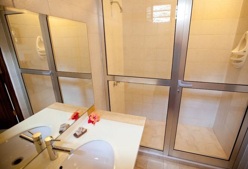 فندق Flame Tree Cottages