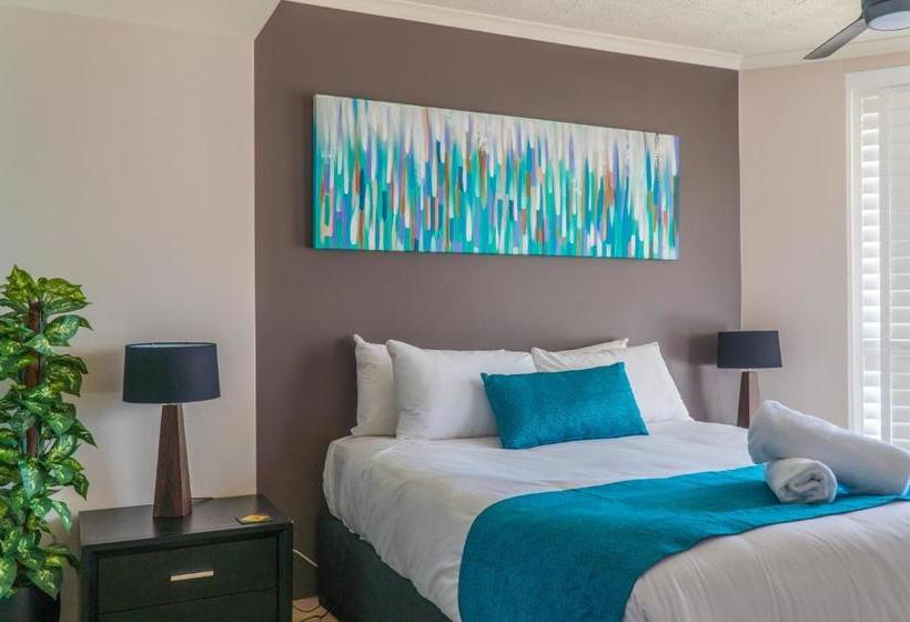 ホテル Foreshore Beachfront Apartments