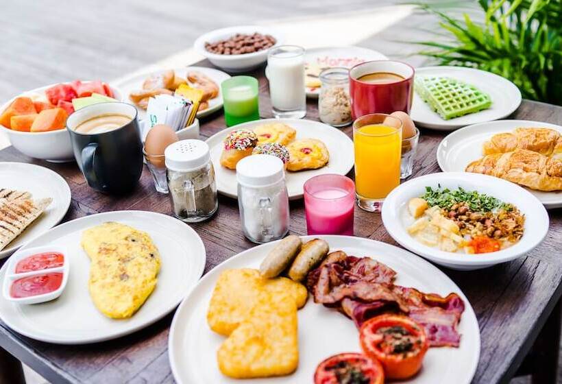 Szálloda Four Points By Sheraton Bali, Kuta