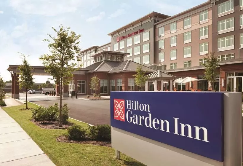 فندق Hilton Garden Inn Boston Logan Airport