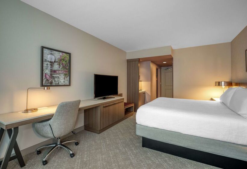 فندق Hilton Garden Inn Boston Logan Airport