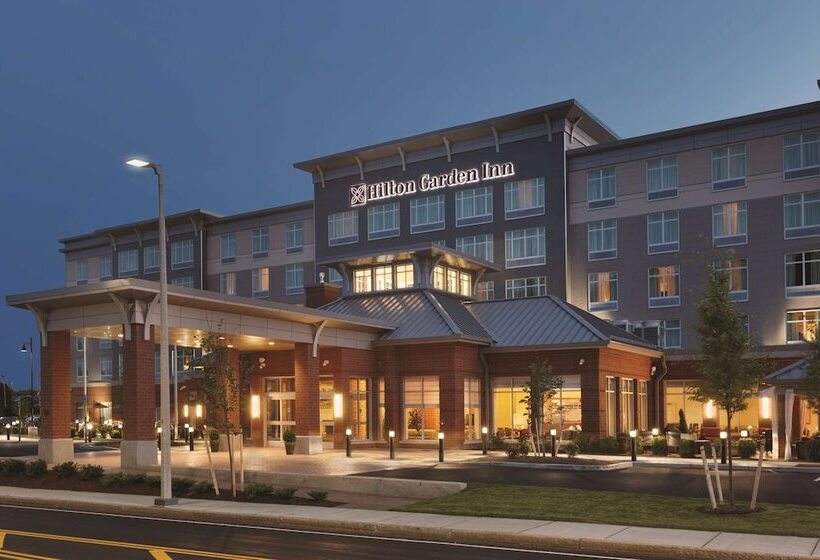 فندق Hilton Garden Inn Boston Logan Airport