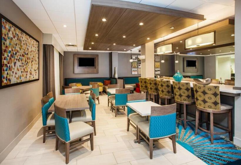 Otel Holiday Inn Express & Suites Litchfield, An Ihg