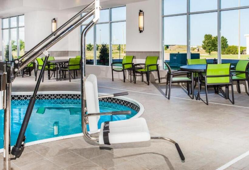 Otel Holiday Inn Express & Suites Litchfield, An Ihg