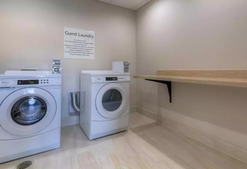 Hotel Holiday Inn Express & Suites Tulsa Midtown, An Ihg