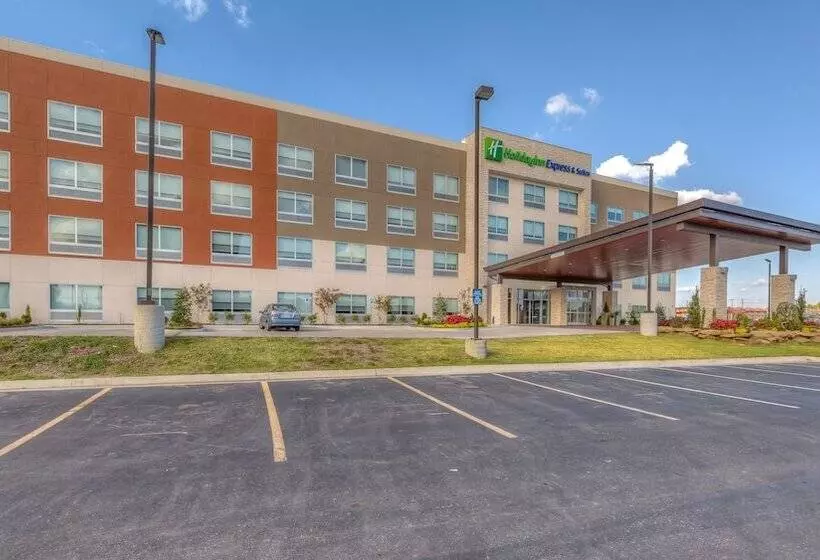 Hotel Holiday Inn Express & Suites Tulsa Midtown, An Ihg