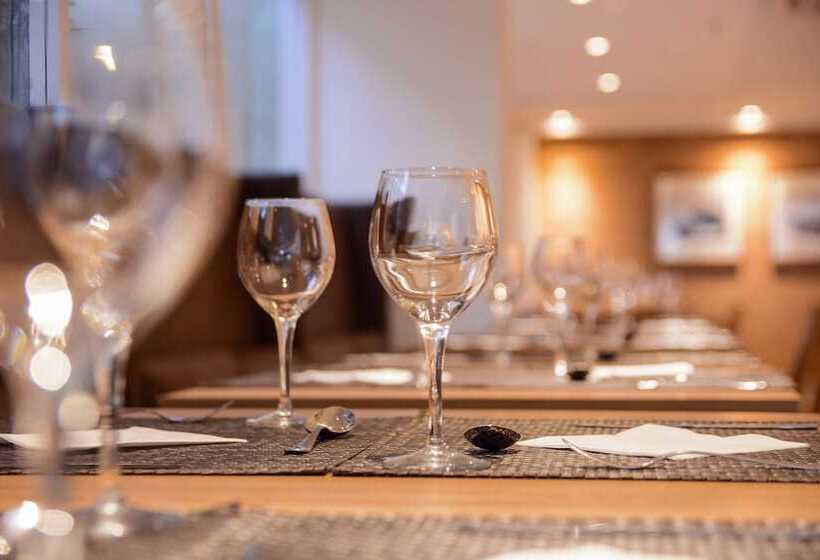 ホテル Intercity Salvador Aeroporto